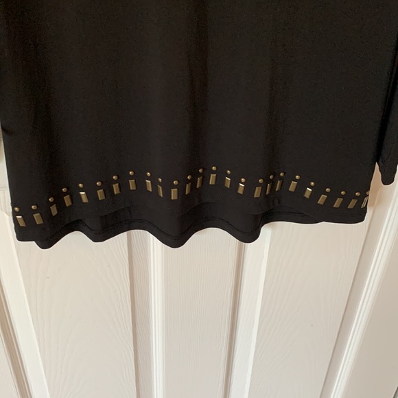 Michael Kors top with metal grommets - Picture 4 of 5